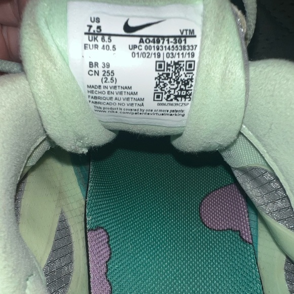 Nike React 270 Air ‘Psychedelic Art’ - Picture 3 of 4